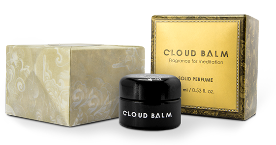 Cloud Balm, En asociación con el dispensario local del Valle Dzongsar, nuestro laboratorio ha desarrollado este Cloud Balm perfumado, compuesto exclusivamente de plantas aromáticas entre las más valiosas de la farmacopea tibetana, como el Spama
